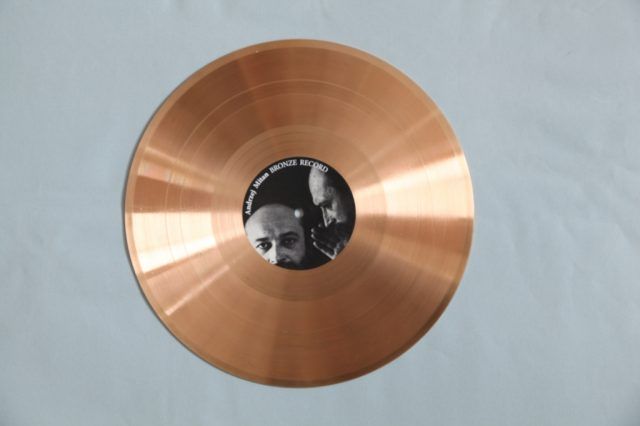 Bronze Record z cyklu Płyty bezdźwięczne